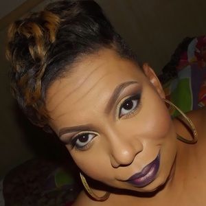 Meet your Posher, Shae